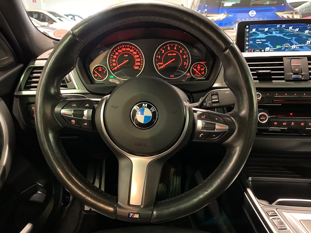 BMW 330e 258hk M Sport PHEV | H/K| Läder | Navi | 2018