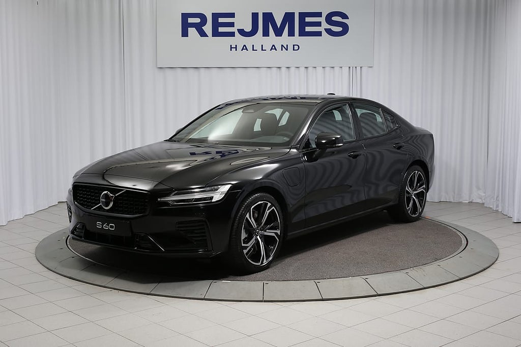 Volvo S60 Recharge T8 Plus Dark