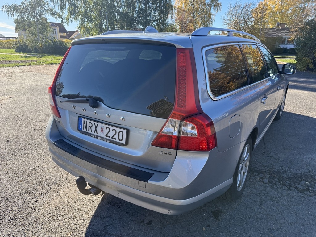 Volvo V70 Summum Business 2010, photo 2/10