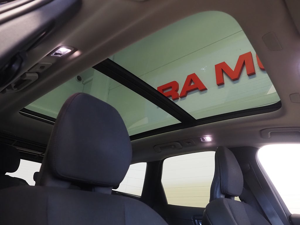 Volvo XC60 Recharge T6 AWD Inscription Exp Pano Drag P-Värm Kamera 2021