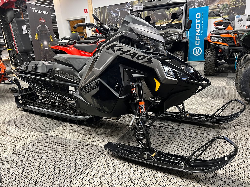 Polaris KHAOS 850 155” *Endast 174mil GRYMT UTRUSTAD*