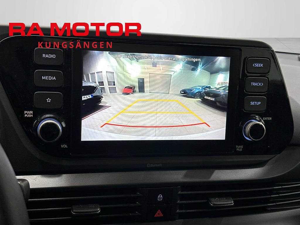 Hyundai i20 1.0 101hk DCT Essential | Backkamera | Rattvärme |