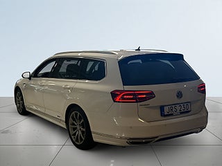 Volkswagen Passat Sportscombi 2.0 TDI 4M GT Dragkrok Dvärme B-kamera S&V – bild 5