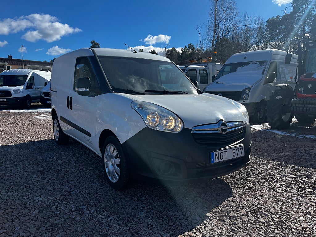 Opel Combo Van 2.4t 1.4 LPG ecoFLEX 120hk NY Bes & Servad