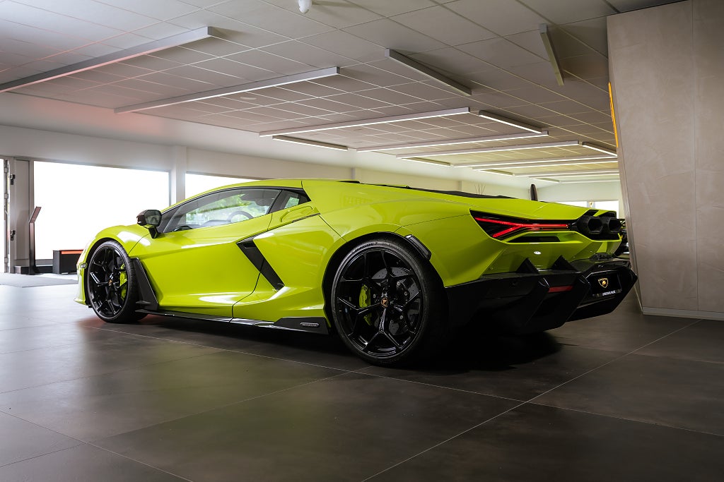 Gallery image 3 of 26