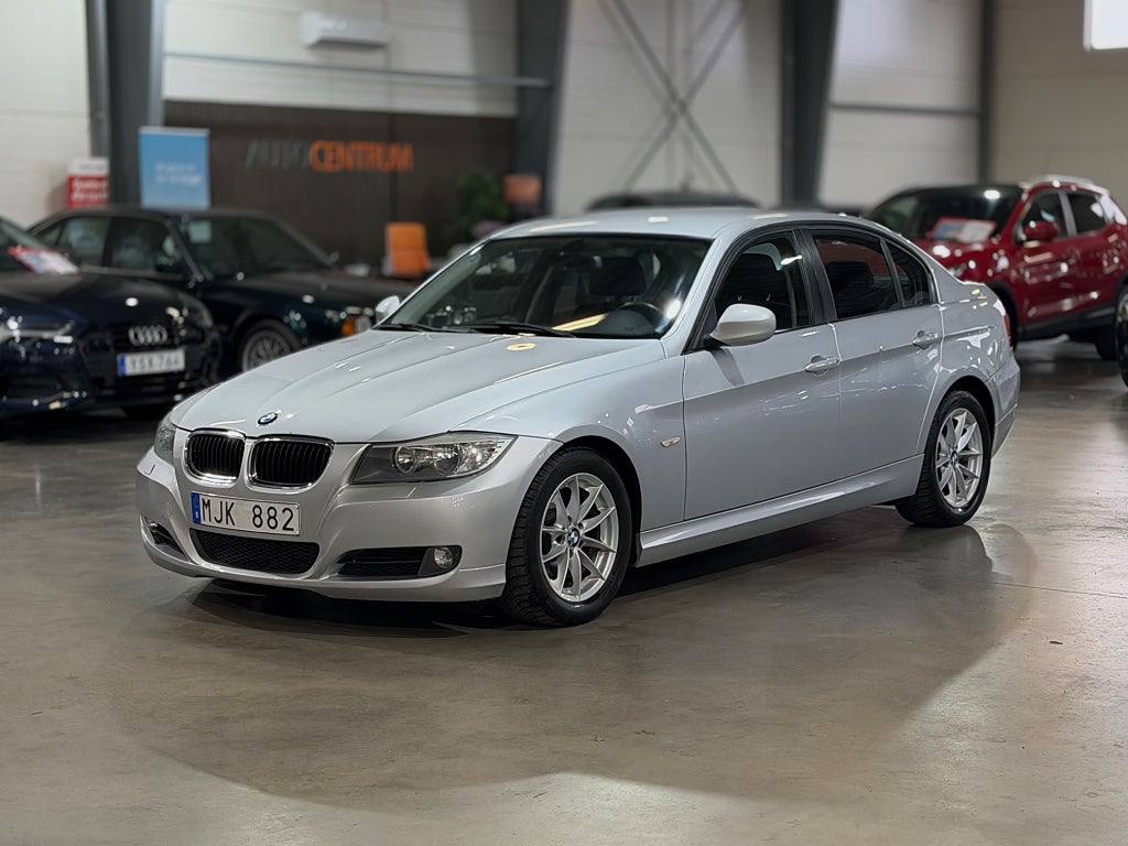 BMW 318D Sedan Comfort P-Sensorer 143hk