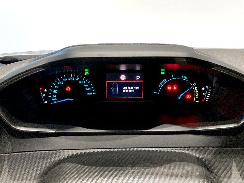 Bild på Peugeot 2008 Style Hybrid 1.2 PT Aut BACKSENSORER 145hk