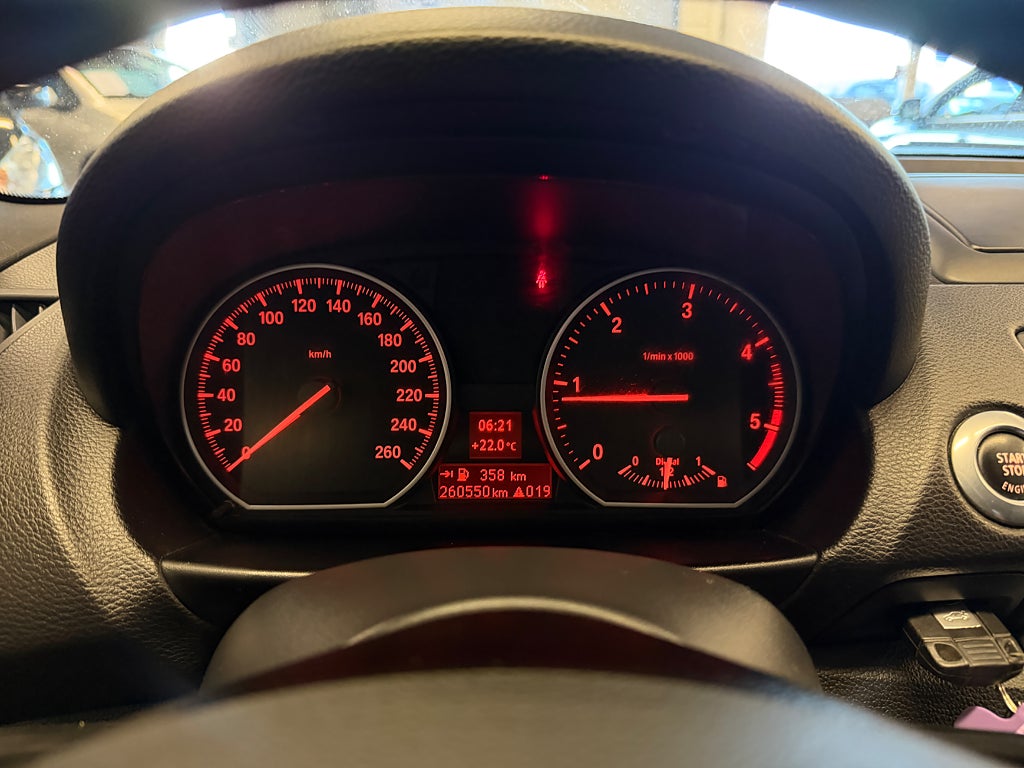 BMW 120d 2009 - miniatyr 12