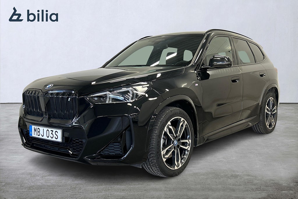 BMW iX1 xDrive30/M Sport/Pano/H&K/HUD/SE SPEC