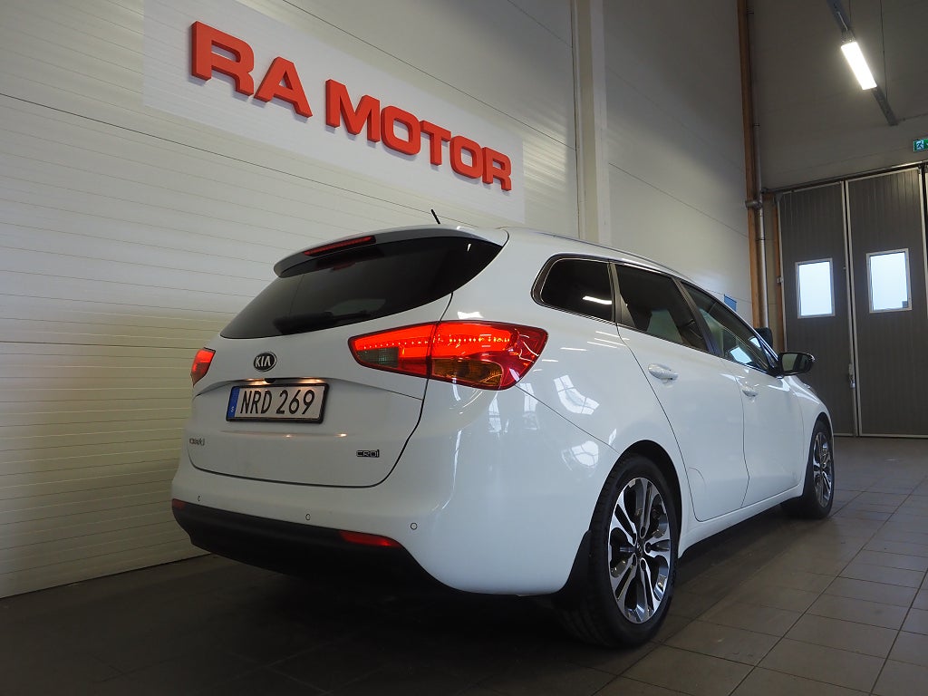 Kia Ceed _sw 1.6 CRDi EX Automat Business Backkamera Skinn