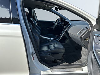 Volvo XC60 D4 AWD Ocean Race 1Ägare/S&V-däck/M-värm/Sensorer/Skinn – bild 10