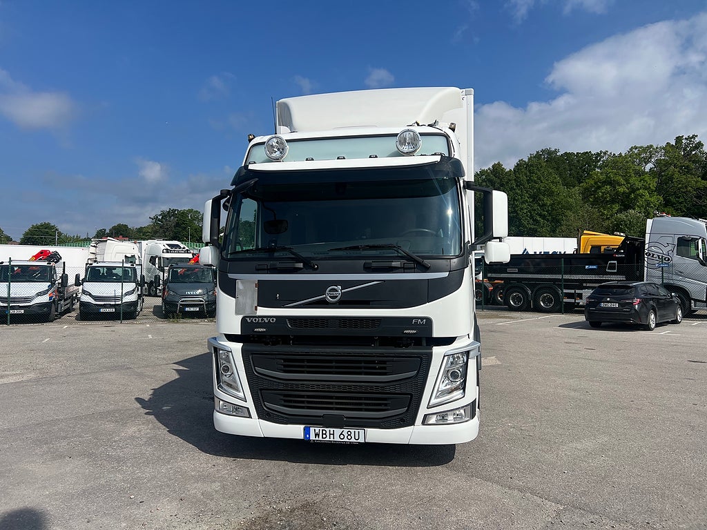 Volvo FM13 410 6x2 Skåpbil, *17 400 Mil*, Euro 6