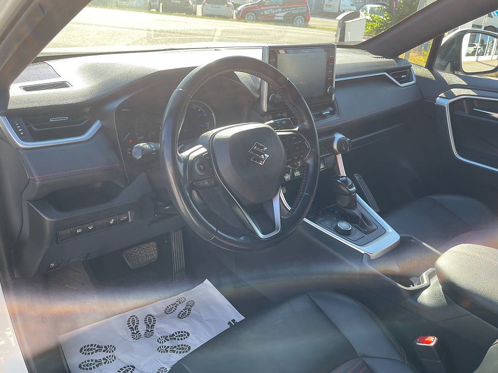 Suzuki Across Plug-in Hybrid 2.5 PHEV E-CVT Inclusive 306 hk