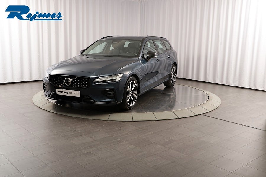 Volvo V60 B4 Bensin Plus Dark