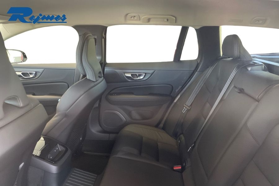 Volvo V60 T6 Plus Dark Nordic Edition 2027, bild 6/46