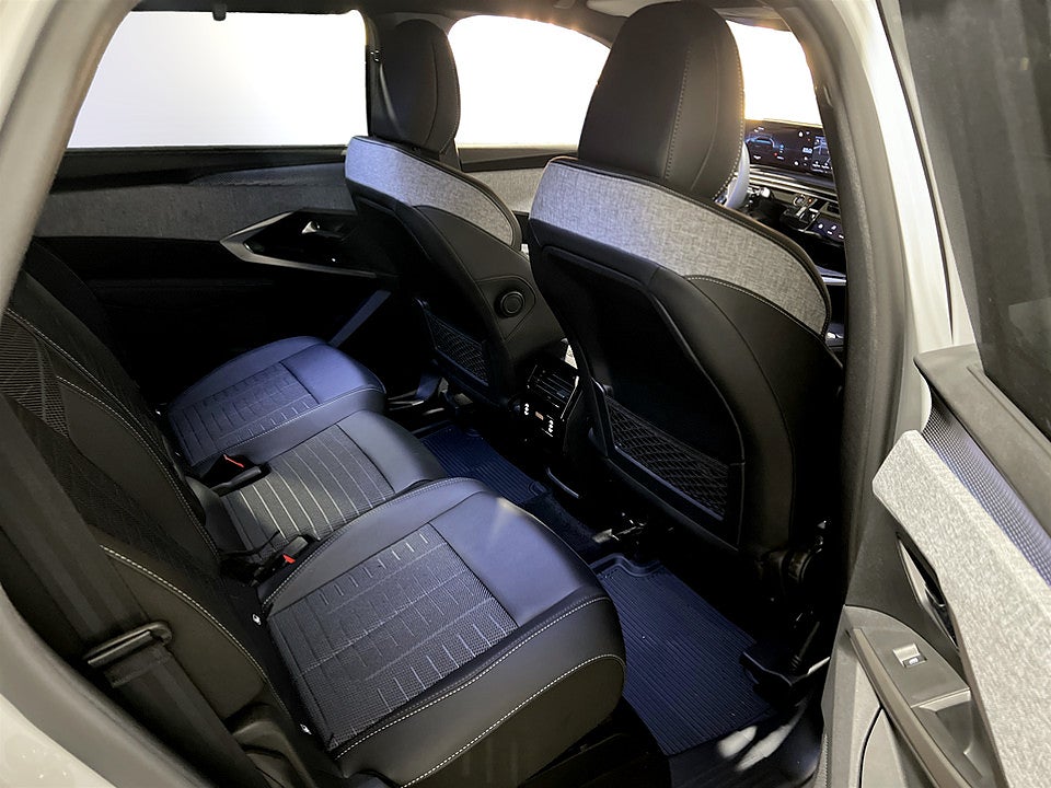 Bild på Peugeot 5008 GT Hybrid 145hk Aut - B-KAMERA,DRAG,CARPLAY