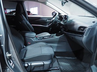 SUV Nissan Qashqai 7 av 25