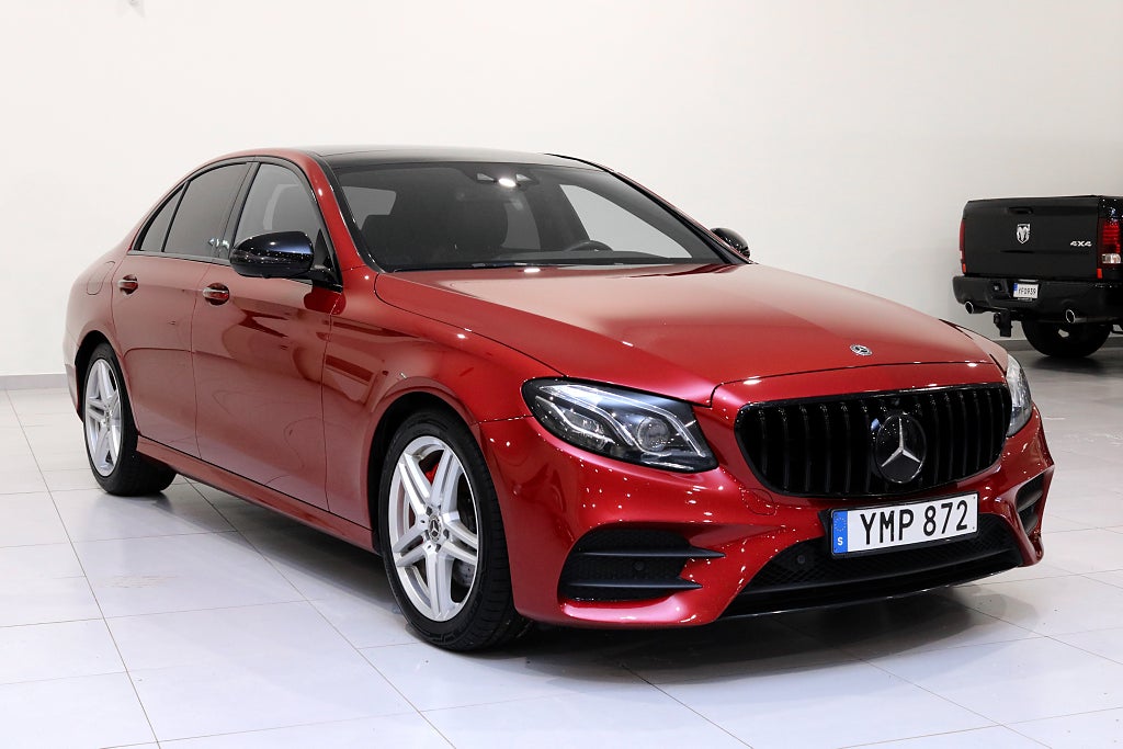 Mercedes-Benz E 250 / AMG paket / Värmare / Pano / Burmester /360