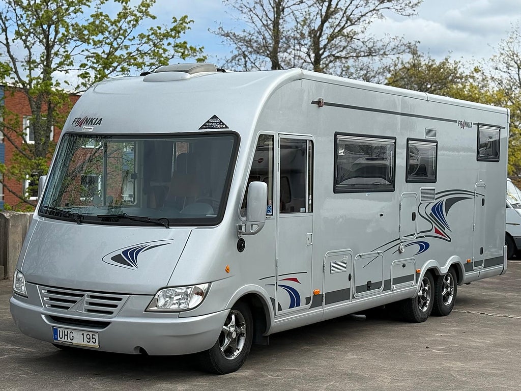 Frankia I 800 GD Fiat 2.8 Jtd Långbäddar+Taksäng/Solceller