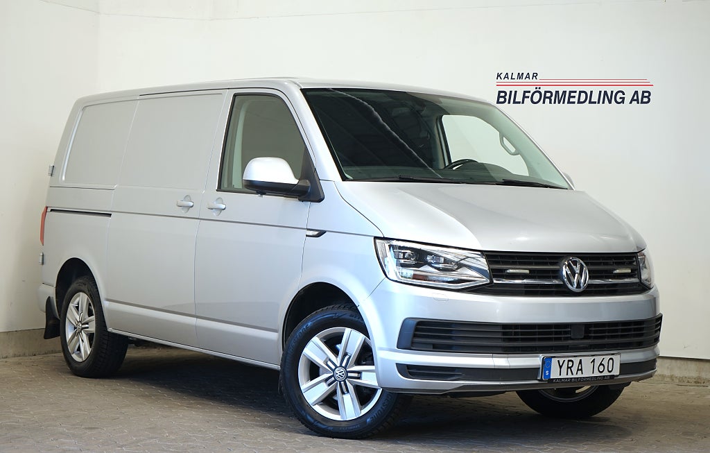 Volkswagen Transporter T30 2.0 TDI 4M Värmare Carplay Leasbar 150hk