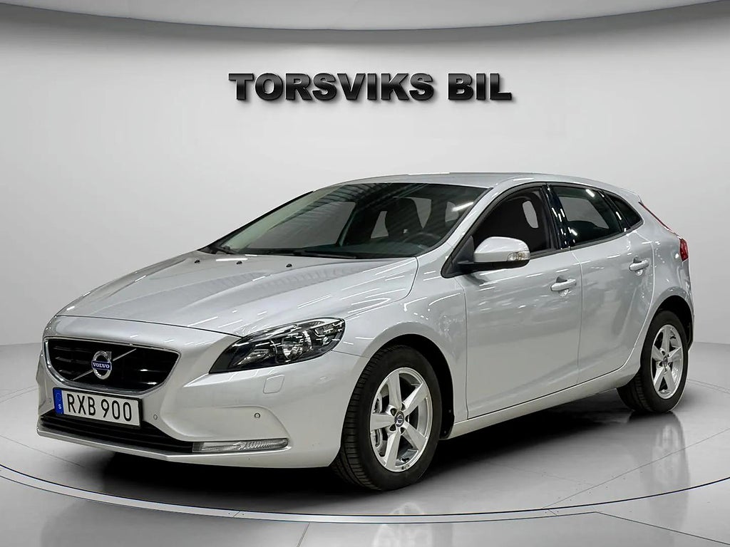 Volvo V40 D2 Geartronic Kinetic/Ny Kamrem 11600 mil 2 Ägare - miniatyr 2