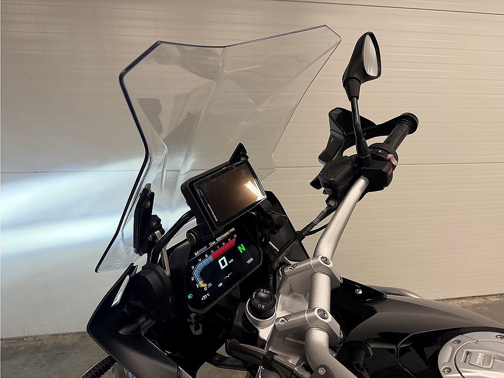 BMW R 1200 GS Comfort, Dynamic, Väskor, Navi, Akrapovic