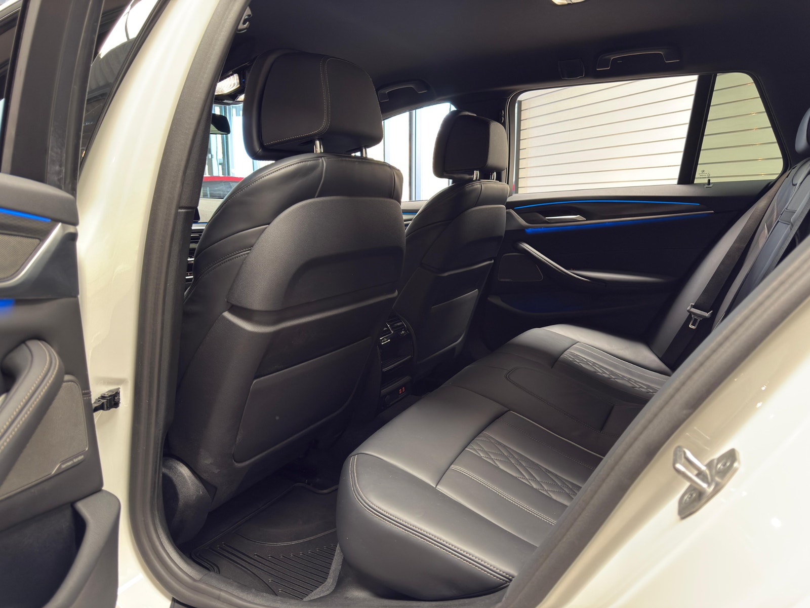 BMW 530e xDrive Touring 292hk M Sport|Drag|Komfortstolar 2023 - miniatyr 18