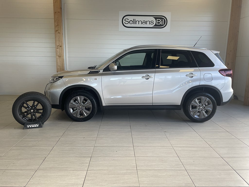 Suzuki Vitara 1,4T Hybrid 4WD Automat Select Inkl tillbehörs paket  