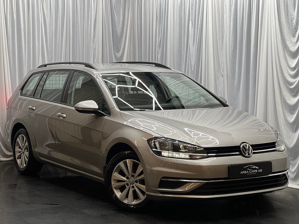 Volkswagen Golf Sportscombi 1.6 TDI DSG/Drag/Värmare/Moms