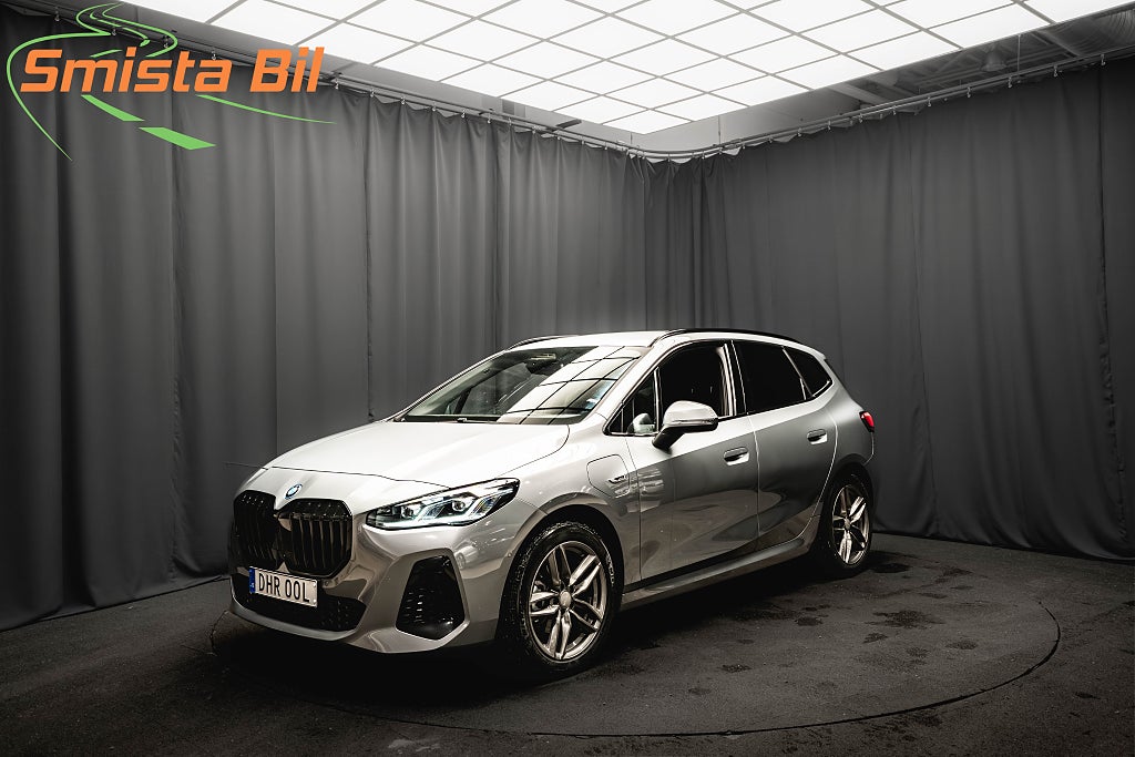 BMW 225e xDrive M Sport DRAG H/K KAMERA ELSTOL MOMS DAP 245hk