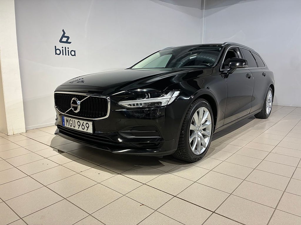 Volvo V90 D3 AWD Momentum Edition | Värmare | Dragkrok