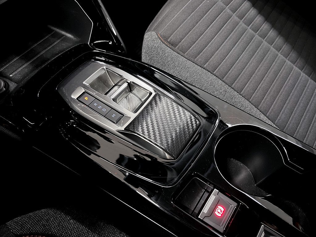 Bild på Peugeot 2008 Active Pack 1.2 PT 130hk Aut - CARPLAY, FARTHÅLLARE