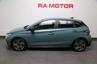Halvkombi Hyundai i20 3 av 24
