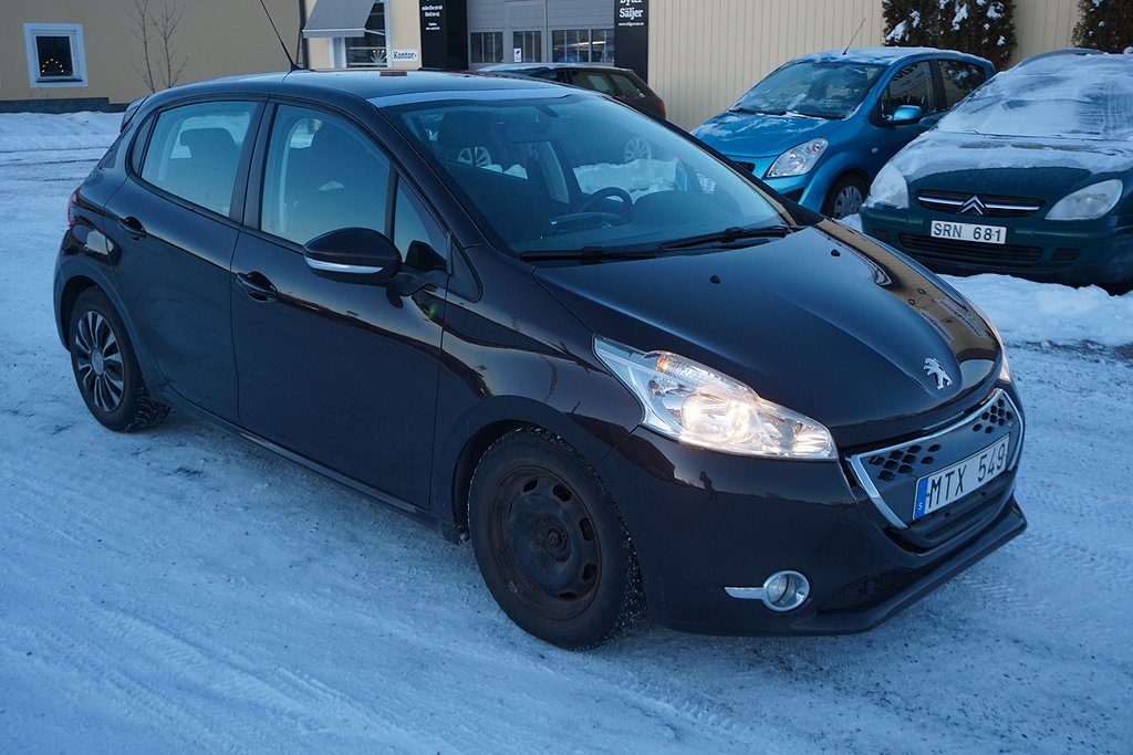 Peugeot 208 5-dörrar 1.4 e-HDi Aut M-Värmare