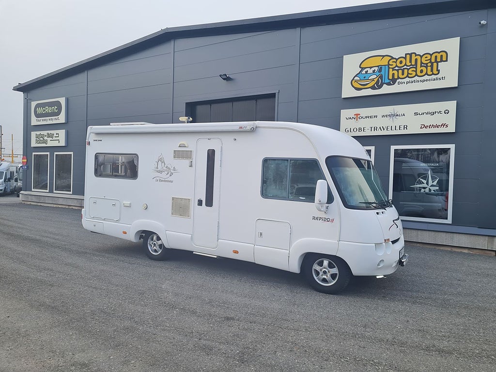 Rapido 985 M Mercedes 156 hk, kamkedja, 4 platser, fin