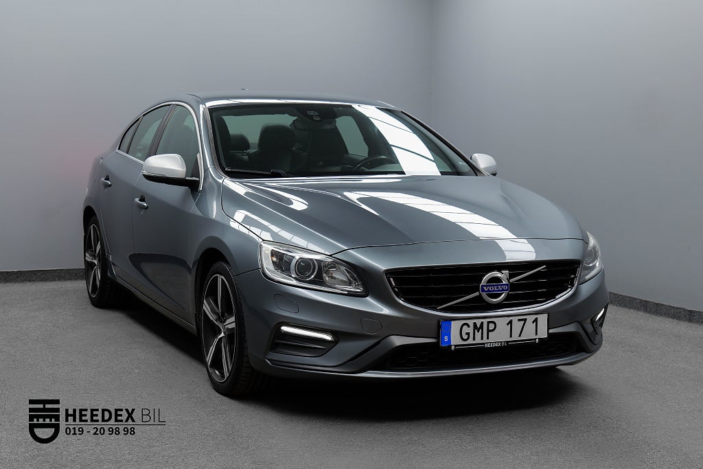 Volvo S60 T3 R-Design 154hk R-Design VOC P-Sensorer Drag Värmare