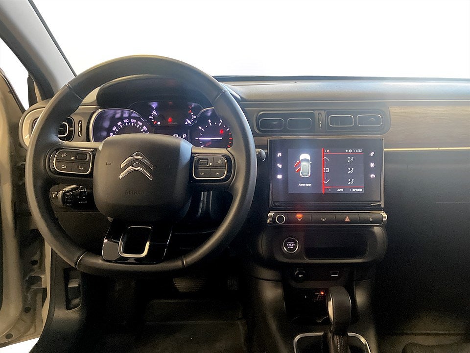 Bild på Citroën C3 Shine 1.2 PT 110hk Aut - EN ÄGARE,P-SENSORER BAK