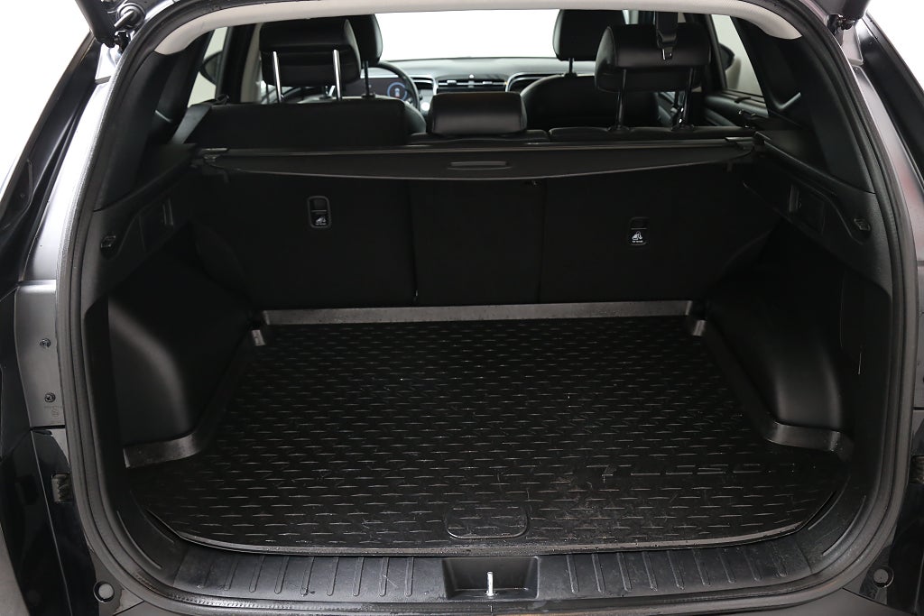 Hyundai Tucson 1,6 T-GDi PHEV 265hk 4WD Advanced Bränslevärmare Drag