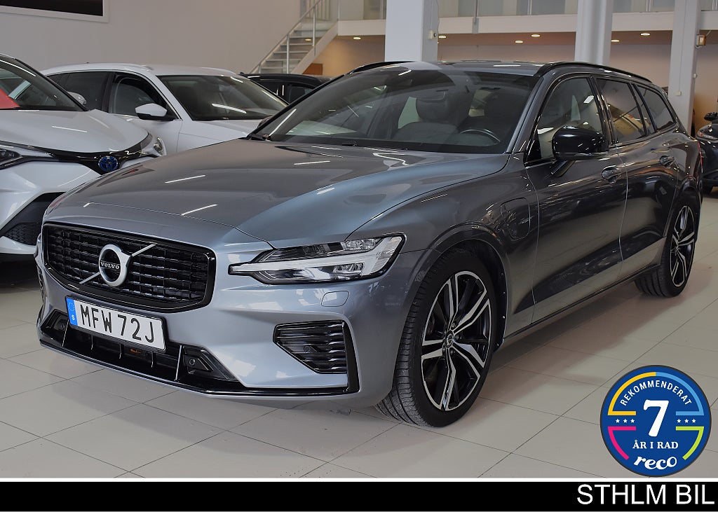 Volvo V60 Recharge T6 AWD R-Design Navi Drag Värm 4.95% RÄNTA Moms Euro 6