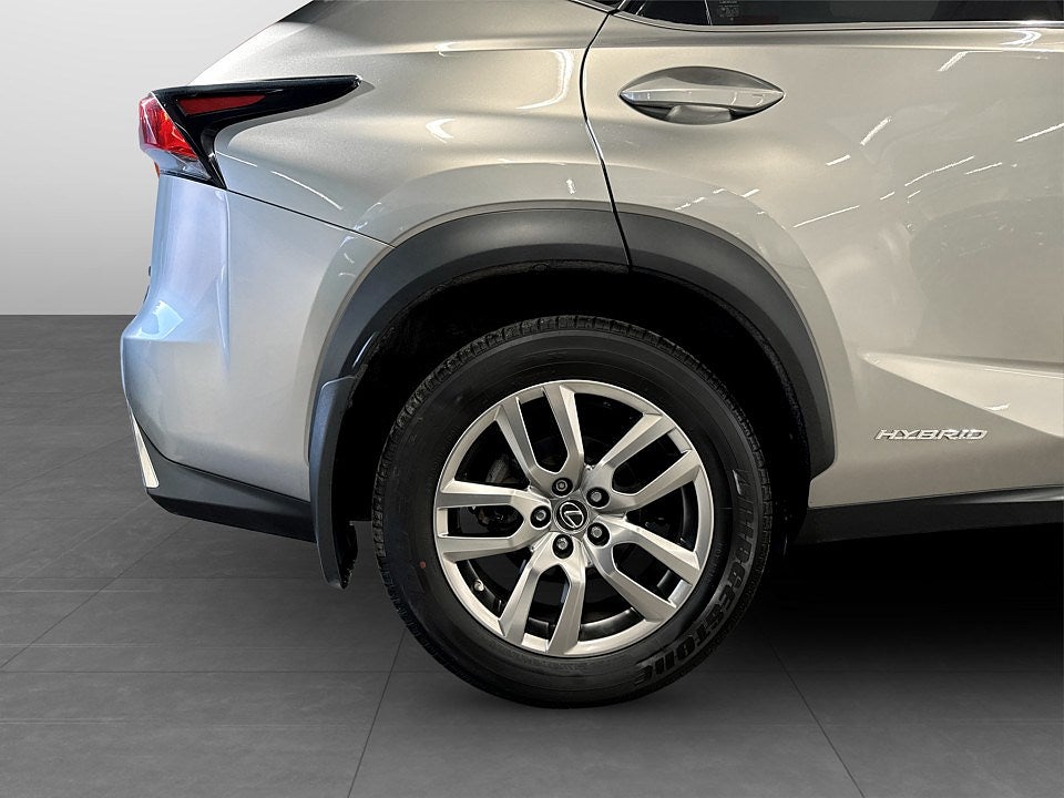Bild på Lexus NX 300h 2.5 197hk Aut AWD - DRAG, B-KAMERA,1 ÄGARE
