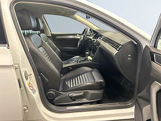 Volkswagen Passat Alltrack 2.0 TDI DPF 4Motion Drag/Kamera/D&M-Värm/Skinn/S&V-Däck – bild 10