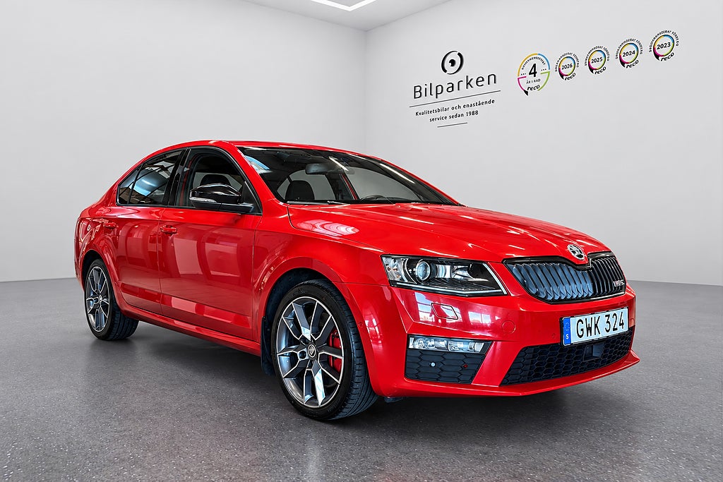 Skoda Octavia RS 2.0 TSI | Navigation | CarPlay | Canton | 220hk