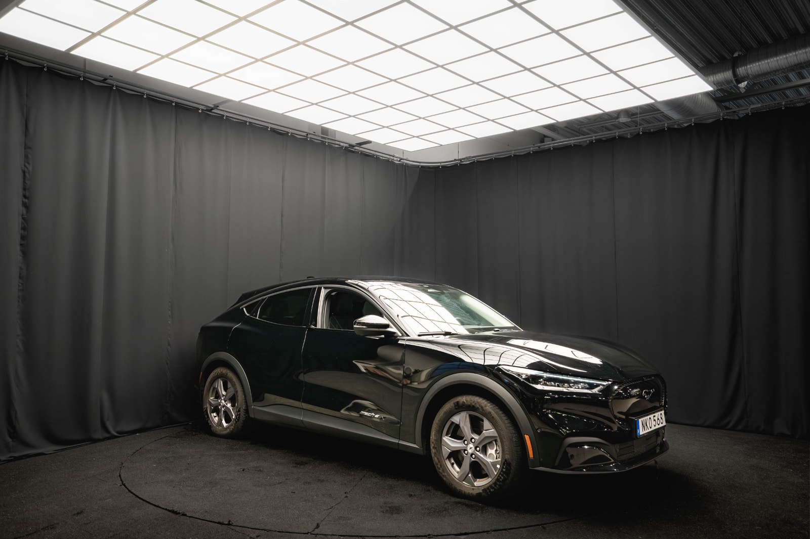 Ford Mustang Mach-E Long Range RWD DRAG LÄDER B&O 360° 1-ÄGARE 95%SoH 2022 - miniatyr 5