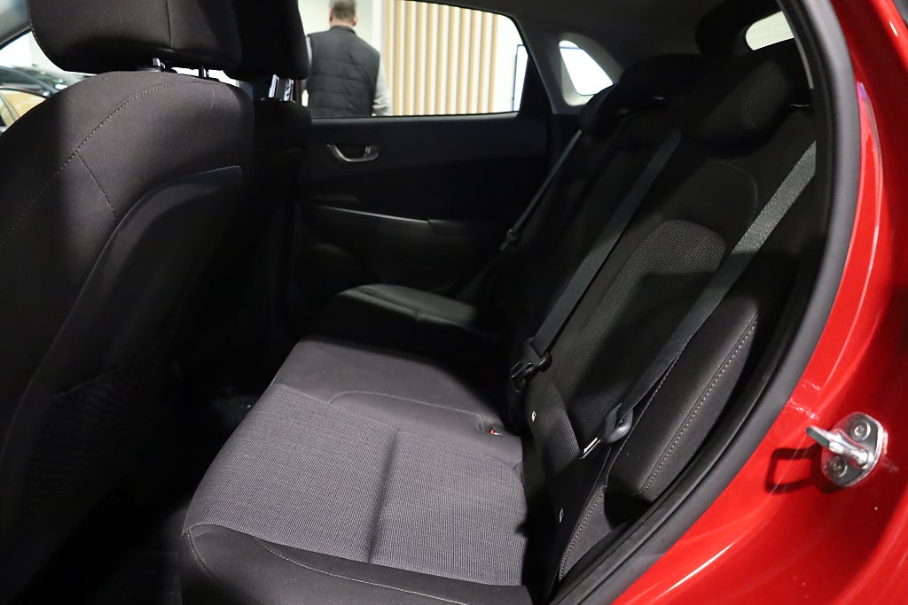 Hyundai Kona Hybrid 1,6 GDI 141hk Advanced Aut Navi Head Up Kamera 2021