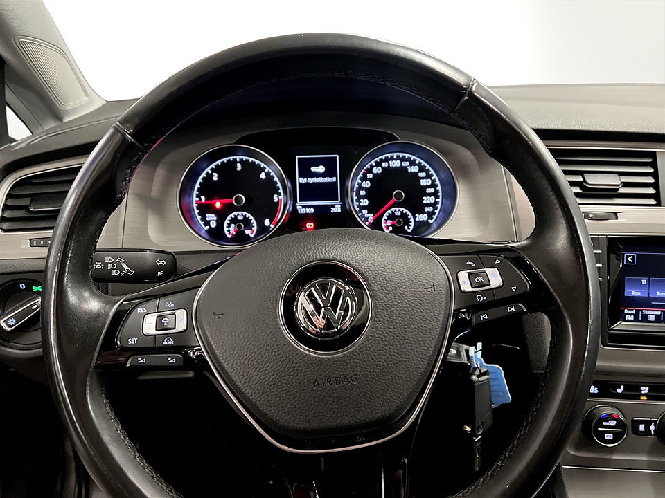 Bild på Volkswagen Golf Sportscombi Masters 1.6 TDI 4Motion 105hk DRAG B-KAMERA