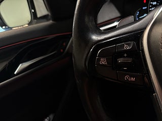 BMW 520d xDrive Touring Drag Kamera Skinn Dvärm S/V-hjul – bild 19
