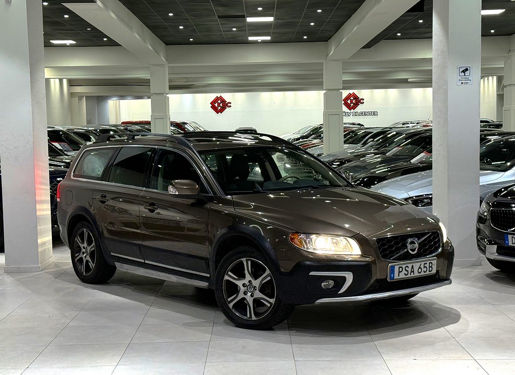 Volvo XC70 D5/AWD/Summum/Navi/Drag/T-Lucka/NyServ/CitySafety