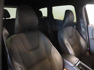 SUV Volvo XC60 10 av 21