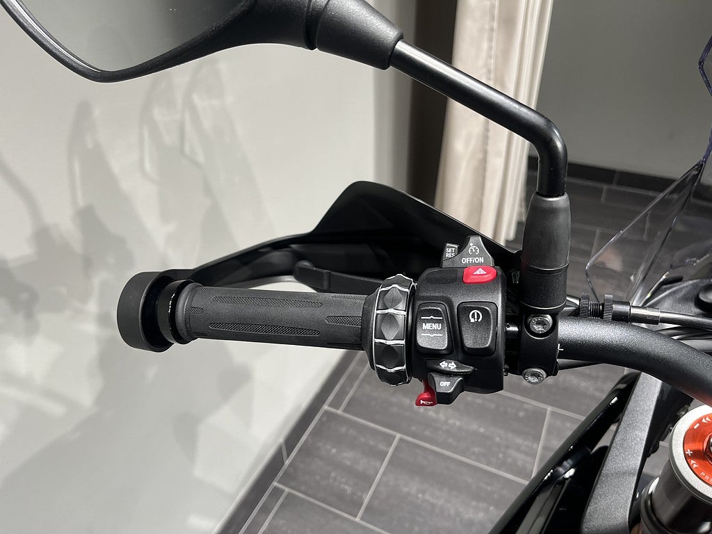BMW F900GS/NU: 181635kr!/Omg lev/Hög vindruta/5års garanti