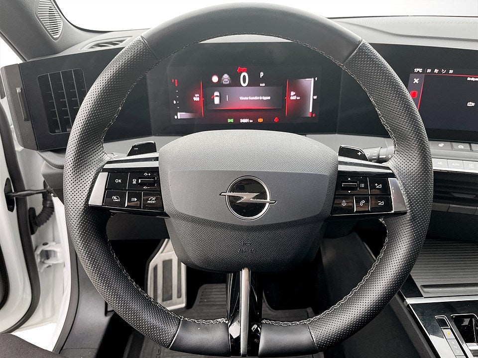 Bild på Opel Astra GS 5D 1.2 PT 130hk Aut - 360-KAMERA, NAV